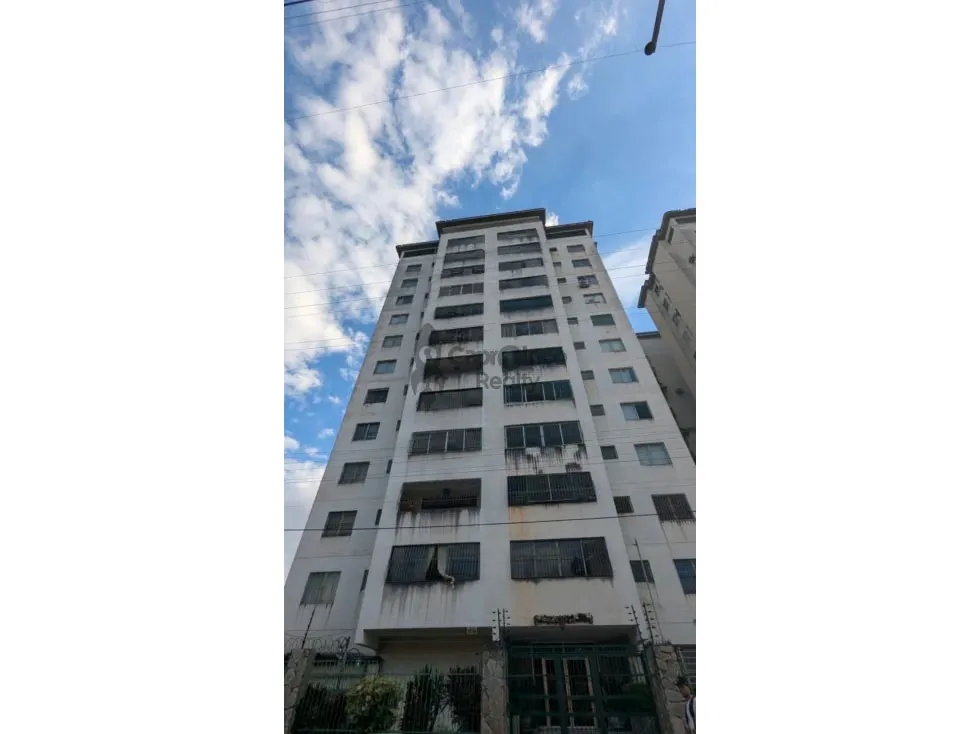 Venta apartamento urb La Ceiba. Cerca Av Bolívar Norte - 11