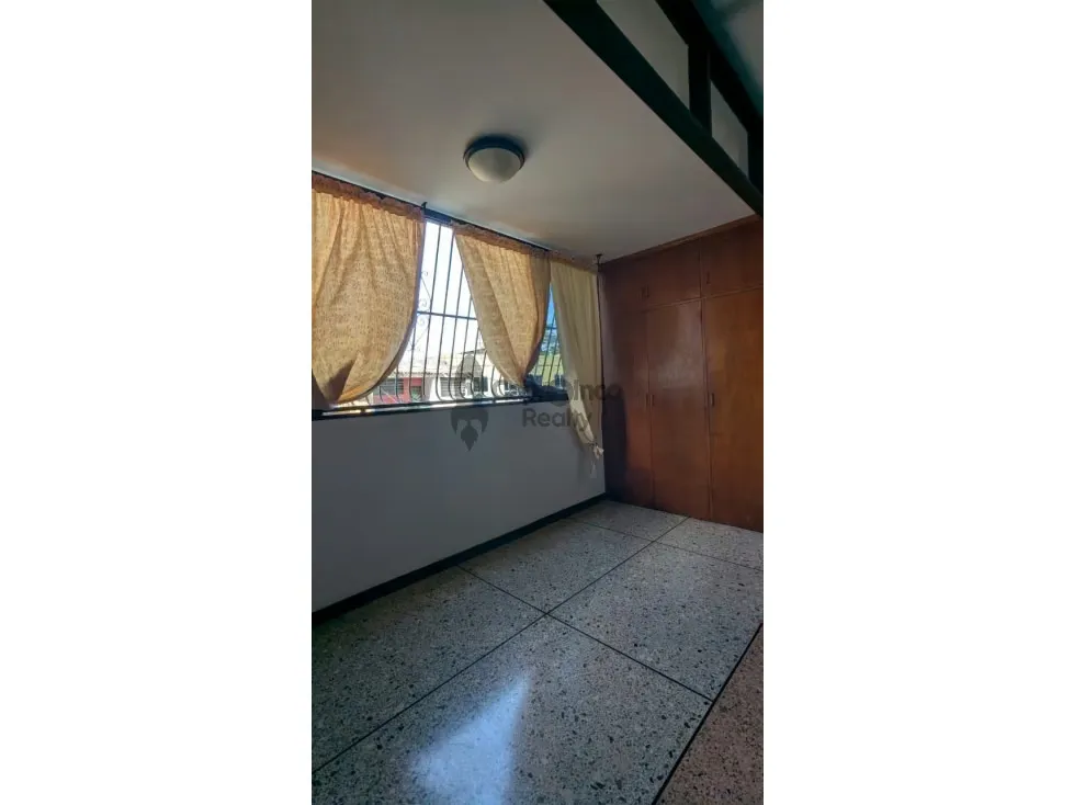 Venta apartamento urb La Ceiba. Cerca Av Bolívar Norte - 4