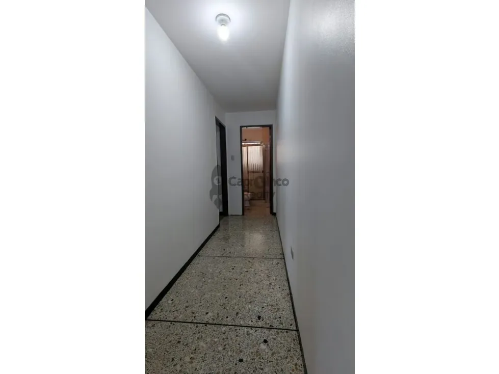 Venta apartamento urb La Ceiba. Cerca Av Bolívar Norte - 7