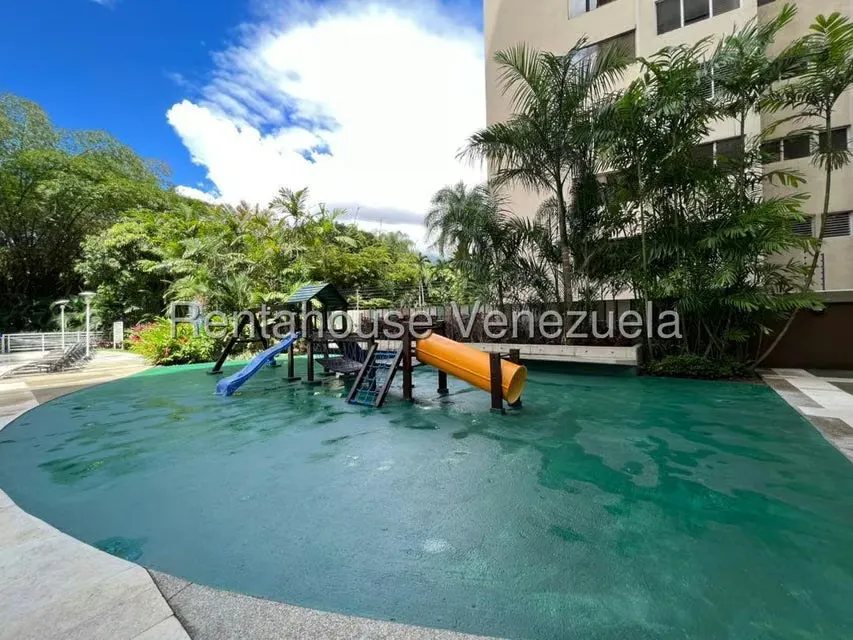 Apartamento (1 Nivel) en Venta en Campo Alegre, Distrito Metropolitano - 12
