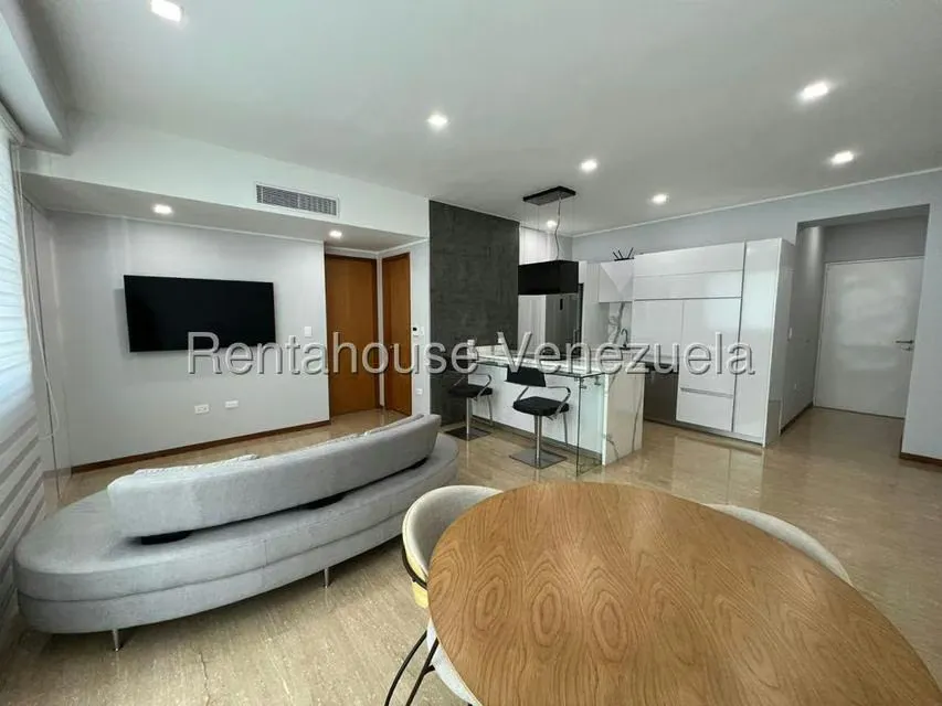 Apartamento (1 Nivel) en Venta en Campo Alegre, Distrito Metropolitano - 17