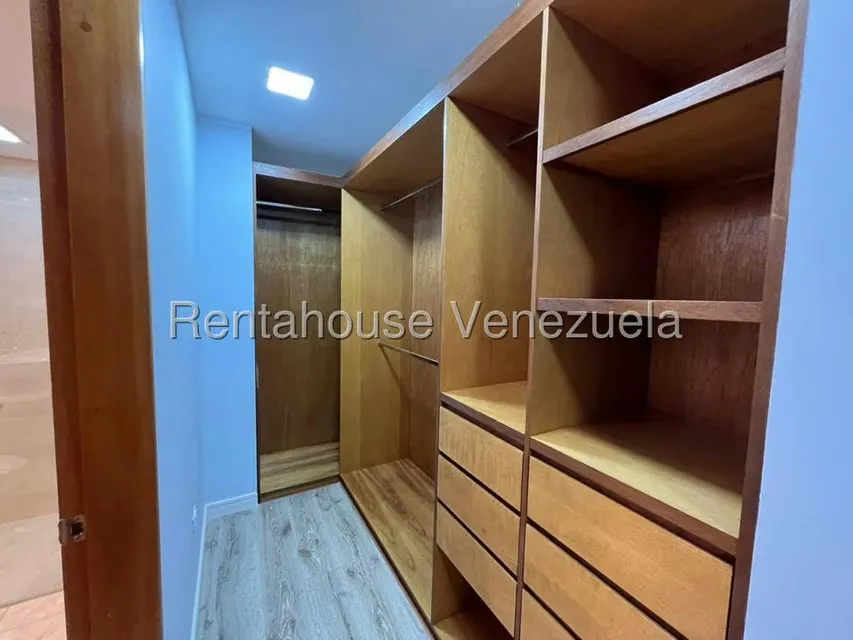 Apartamento (1 Nivel) en Venta en Campo Alegre, Distrito Metropolitano - 5