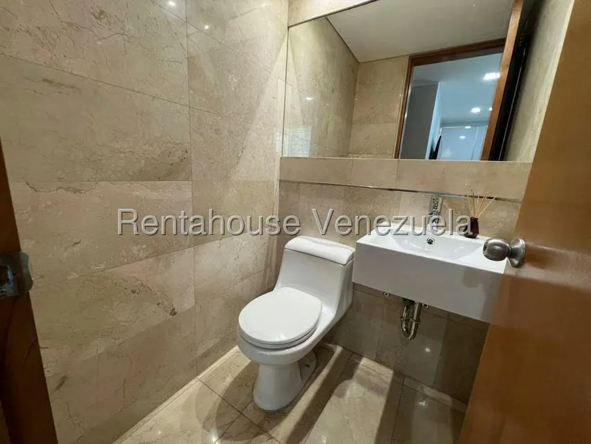 Apartamento (1 Nivel) en Venta en Campo Alegre, Distrito Metropolitano - 7