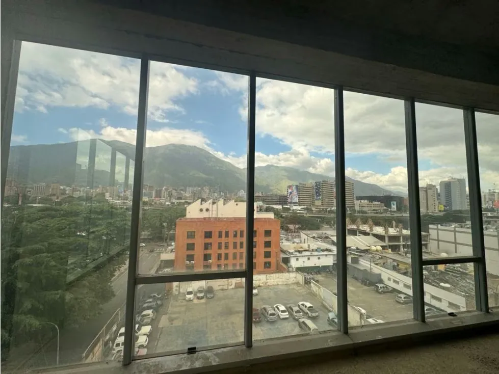 En Venta Oficina a Estrenar en Las Mercedes The Box. Baruta - Caracas - 8