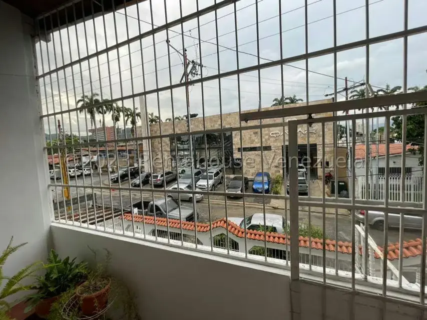 Casa (Duplex) en Venta en El Viñedo, Carabobo - 4