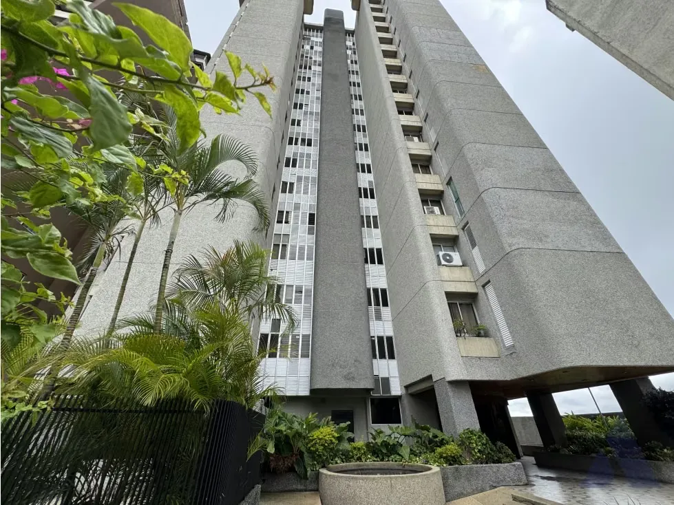 Vendo apartamento 231m2 Lomas de Prados del Este 4592 - 4