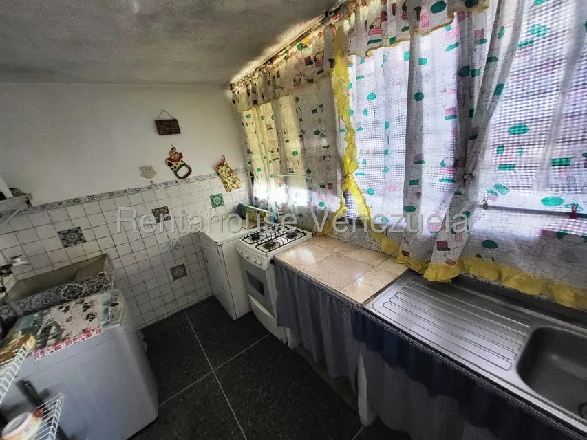 Apartamento (1 Nivel) en Venta en Residencias Codazzi, Aragua - 13