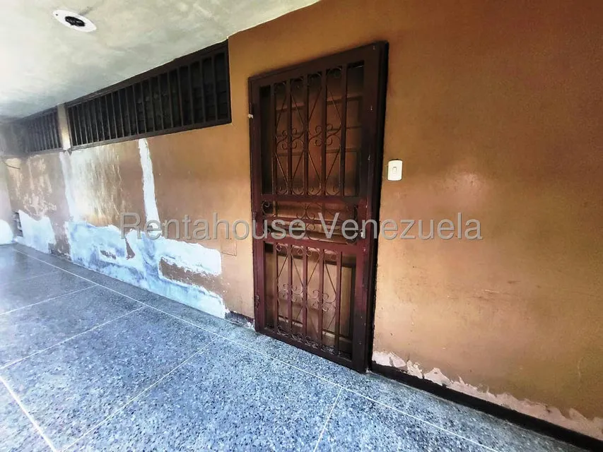 Apartamento (1 Nivel) en Venta en Residencias Codazzi, Aragua - 4
