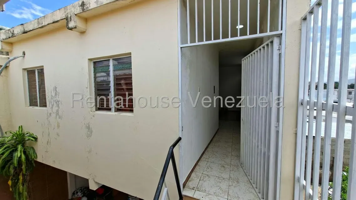 Casa (Multipes Niveles) en Venta en Zona Oeste, Lara - 25