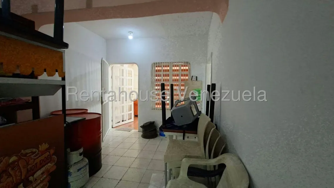 Casa (Multipes Niveles) en Venta en Zona Oeste, Lara - 35