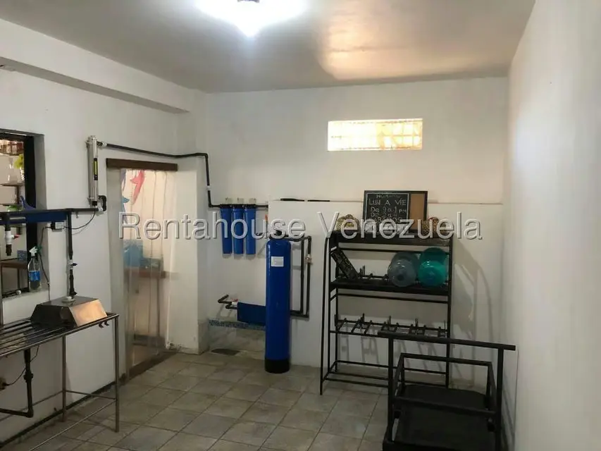 Local Comercial en Alquiler en Playa El Agua, Nueva Esparta - 3