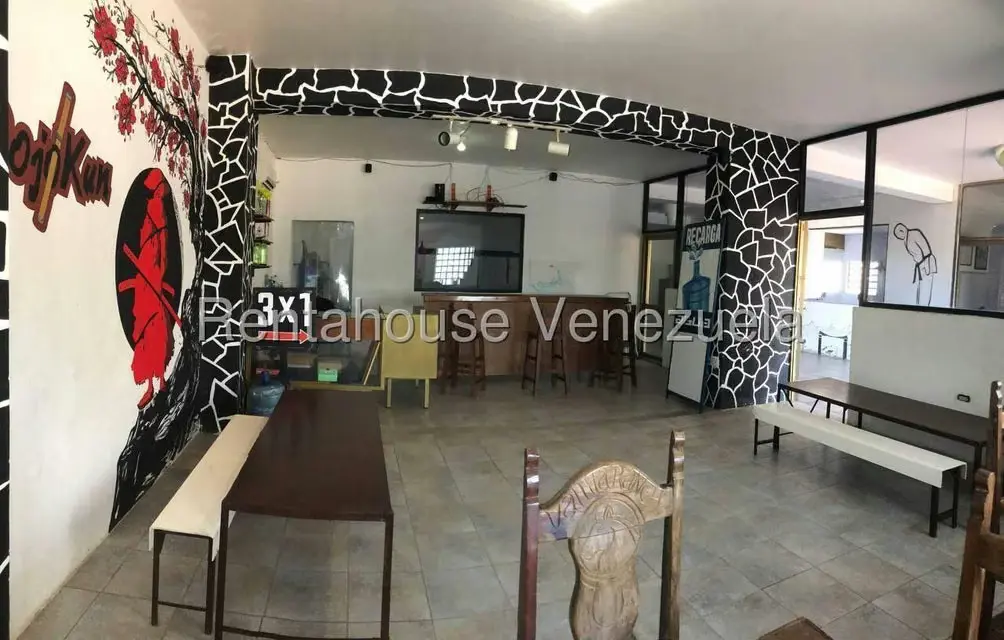 Local Comercial en Alquiler en Playa El Agua, Nueva Esparta - 4
