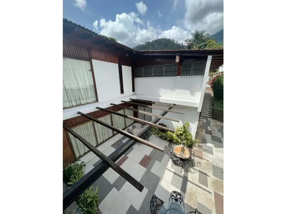 Se vende casa 1400 m2 10h/14b/8p Country Club 6658 - 5
