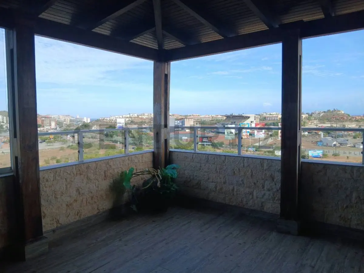 Espectacular Penthouse en Los Geranios, municipio Maneiro - 18