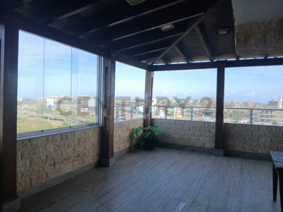 Espectacular Penthouse en Los Geranios, municipio Maneiro - 21