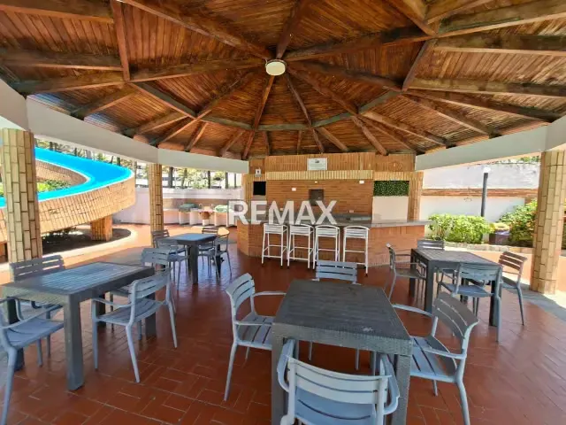 En Venta Apartamento Amoblado en el conjunto Portofino Con Salida Directa A La Playa - 13