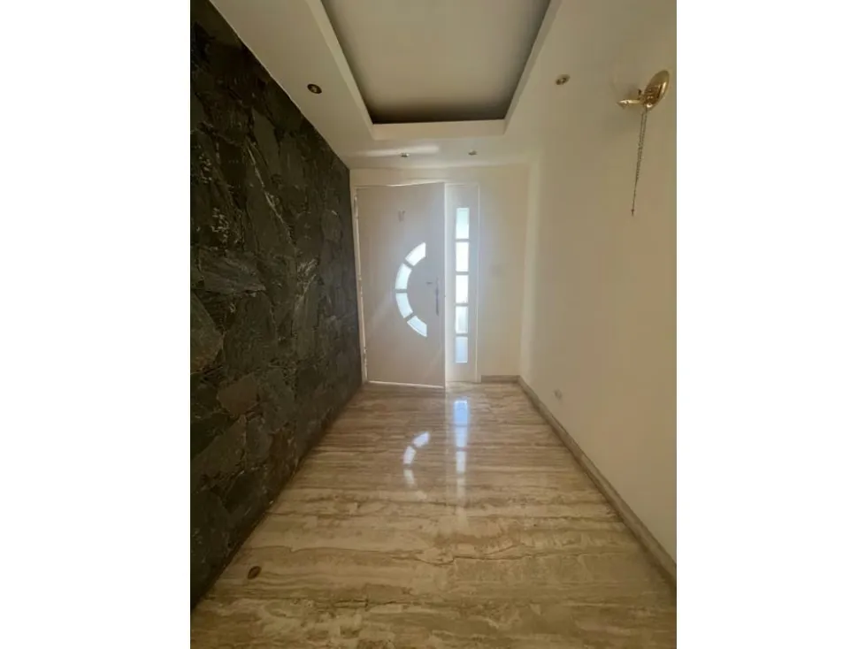 Se vende casa 730m2 4h/6b/4p Caurimare 4790 - 4