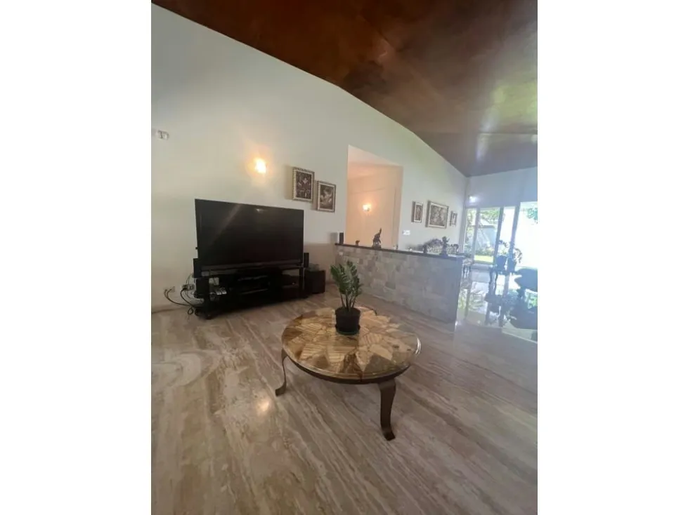 Se vende casa 730m2 4h/6b/4p Caurimare 4790 - 9