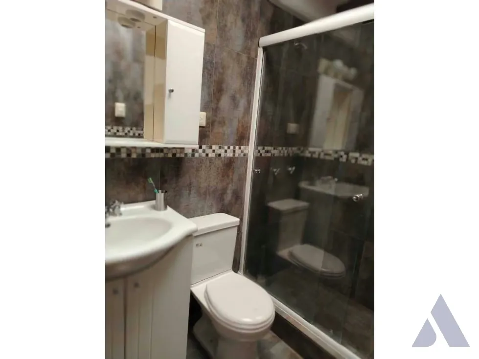 Vendo apartamento tipo townhouse 330m2 San Bernardino 0219 - 9