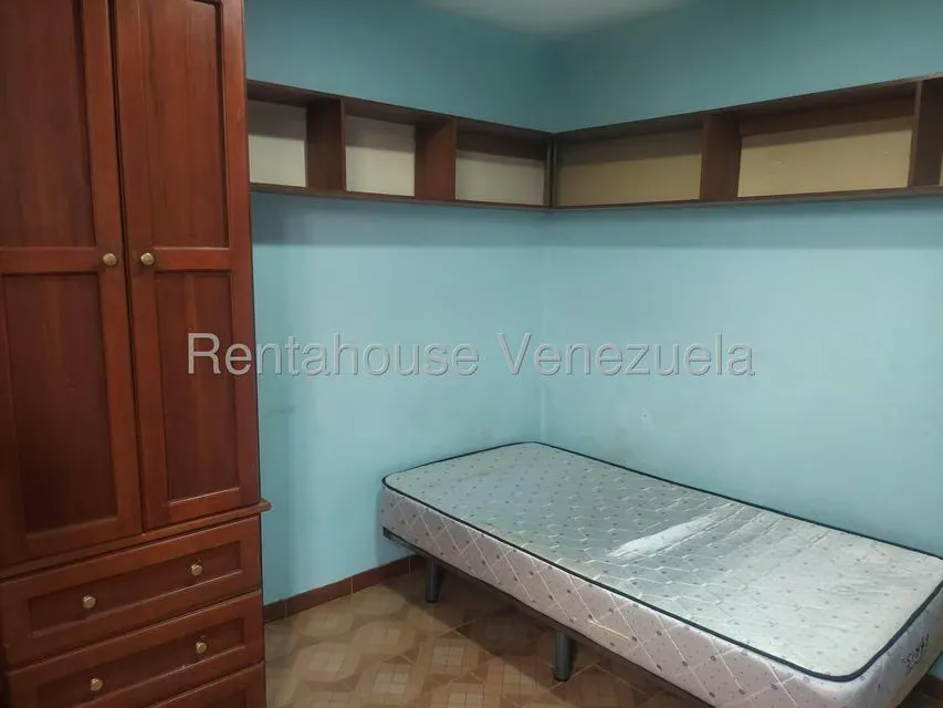 Apartamento (1 Nivel) en Alquiler en Casco Central, Carabobo - 7