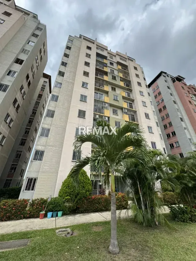 Apartamento PLANTA BAJA en venta en Res. Montemayor San Diego Carabobo - 2