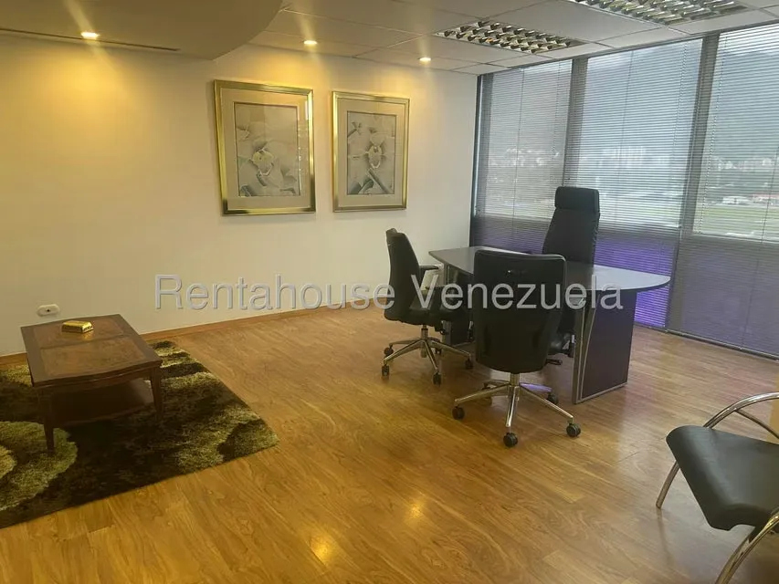 Oficina en Alquiler en Chuao, Distrito Metropolitano - 10