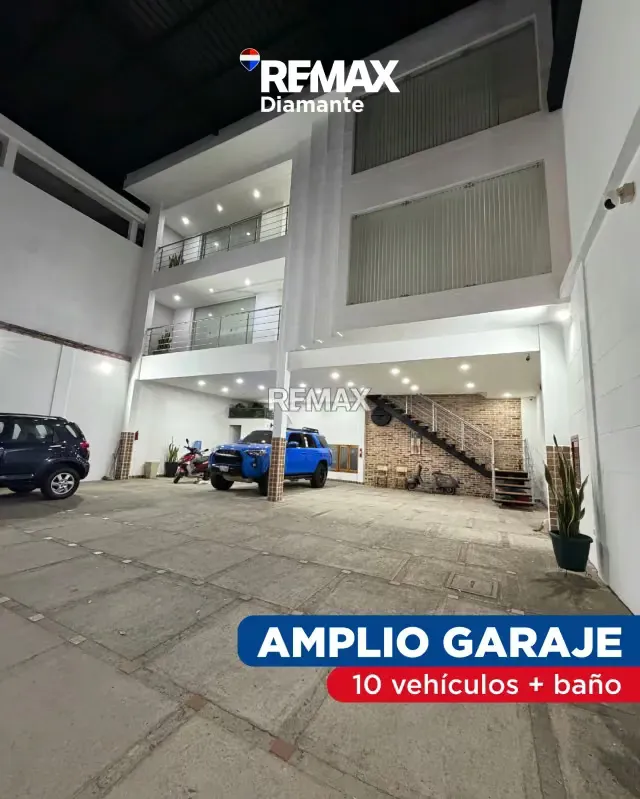Edificio de lujo Comercial - 3