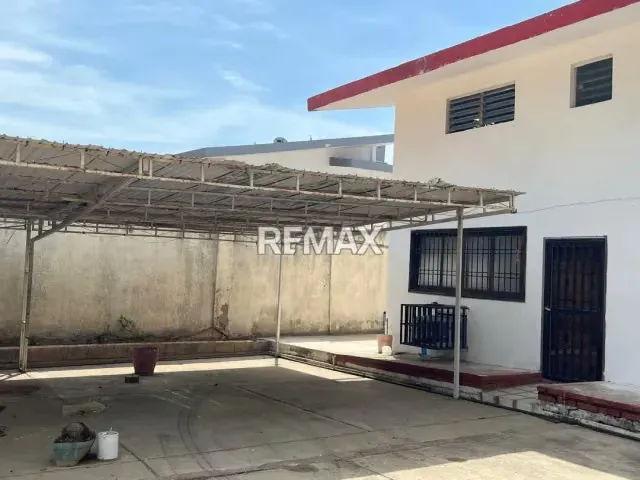 Venta Casa Quinta, Urb. Cumbres de Maracaibo - 4