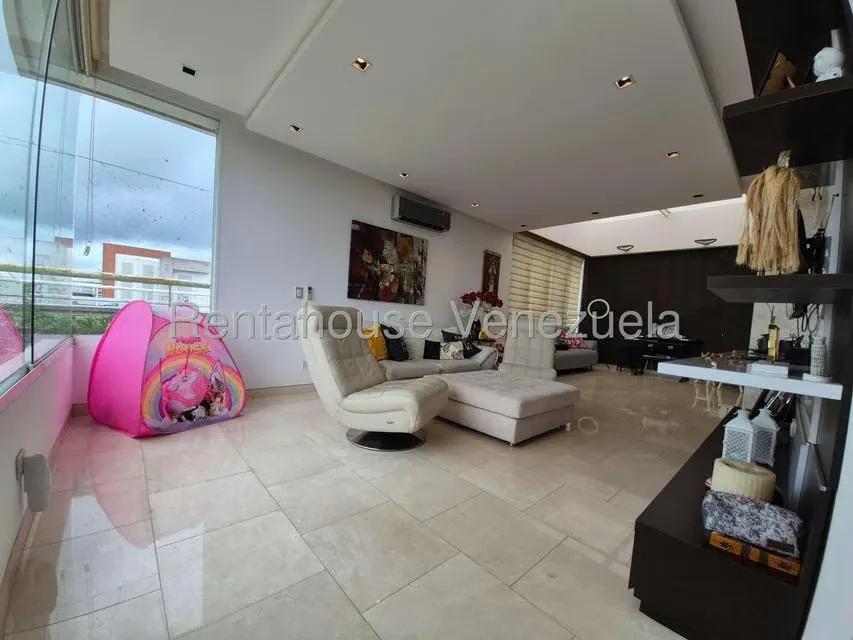 Apartamento (1 Nivel) en Venta en Villa Nueva Hatillo, Distrito Metropolitano - 25