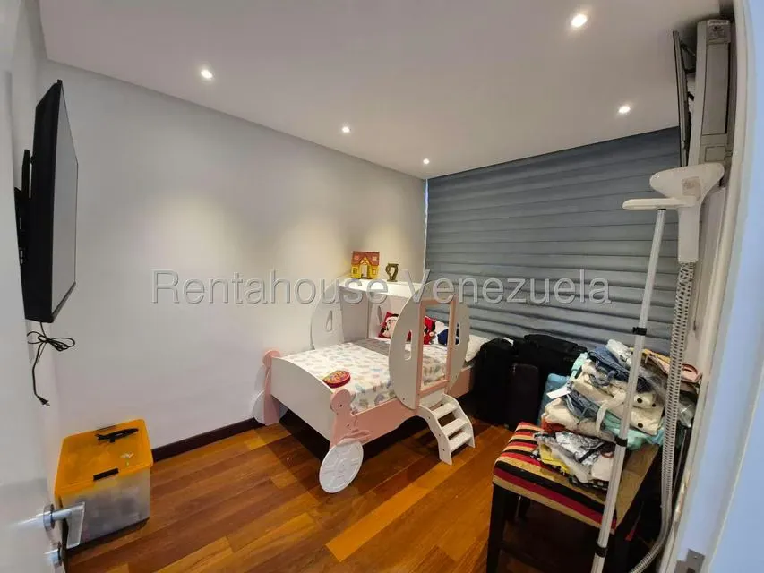 Apartamento (1 Nivel) en Venta en Villa Nueva Hatillo, Distrito Metropolitano - 38