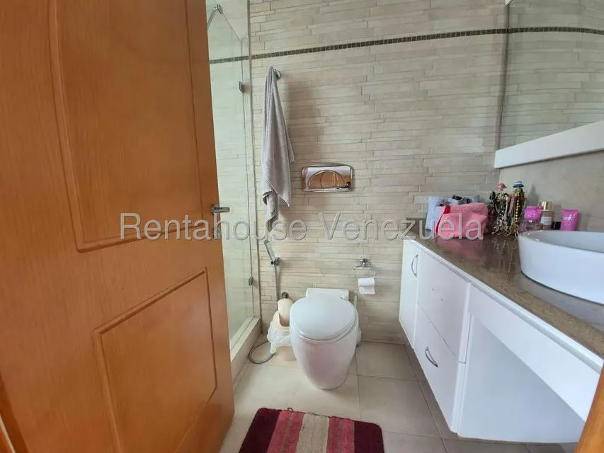 Apartamento (1 Nivel) en Venta en Villa Nueva Hatillo, Distrito Metropolitano - 45