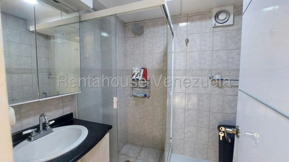Apartamento (1 Nivel) en Venta en La Urbina, Distrito Metropolitano - 20