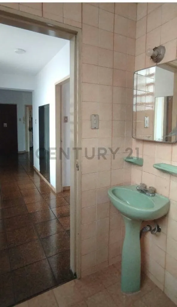 Alquiler apartamento Av. Fuerzas Armadas - 12