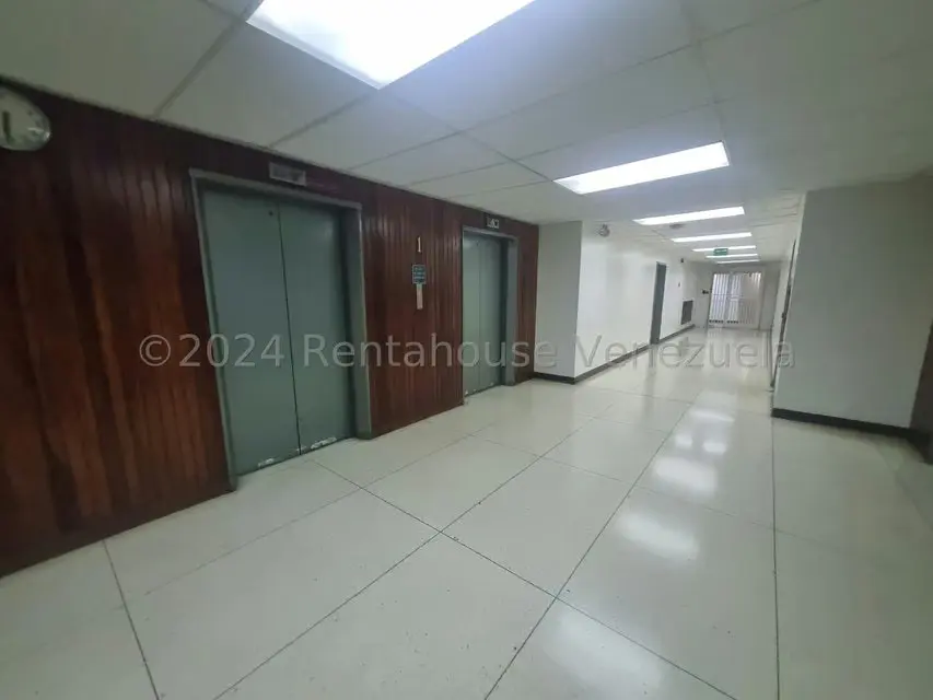 Oficina en Venta en Los Palos Grandes, Distrito Metropolitano - 10