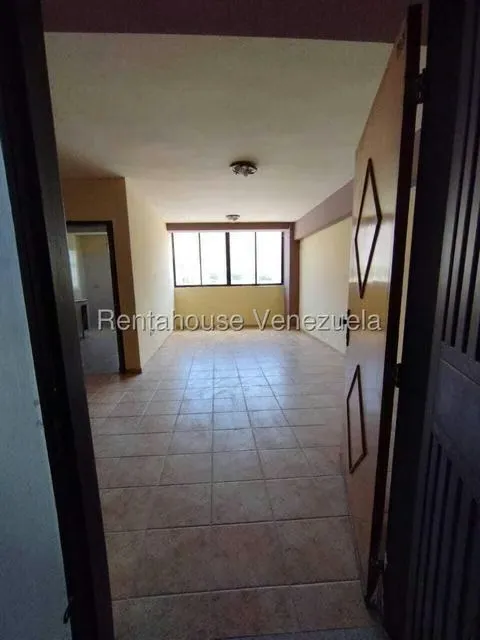 Apartamento (1 Nivel) en Venta en Lomas del Este, Carabobo - 4