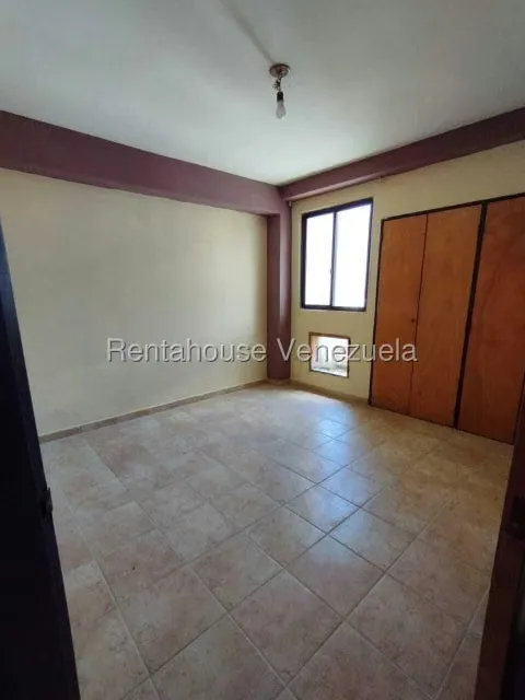 Apartamento (1 Nivel) en Venta en Lomas del Este, Carabobo - 10