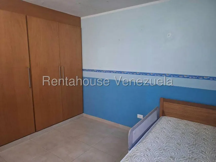 Apartamento (1 Nivel) en Venta en Parque Caiza, Distrito Metropolitano - 11
