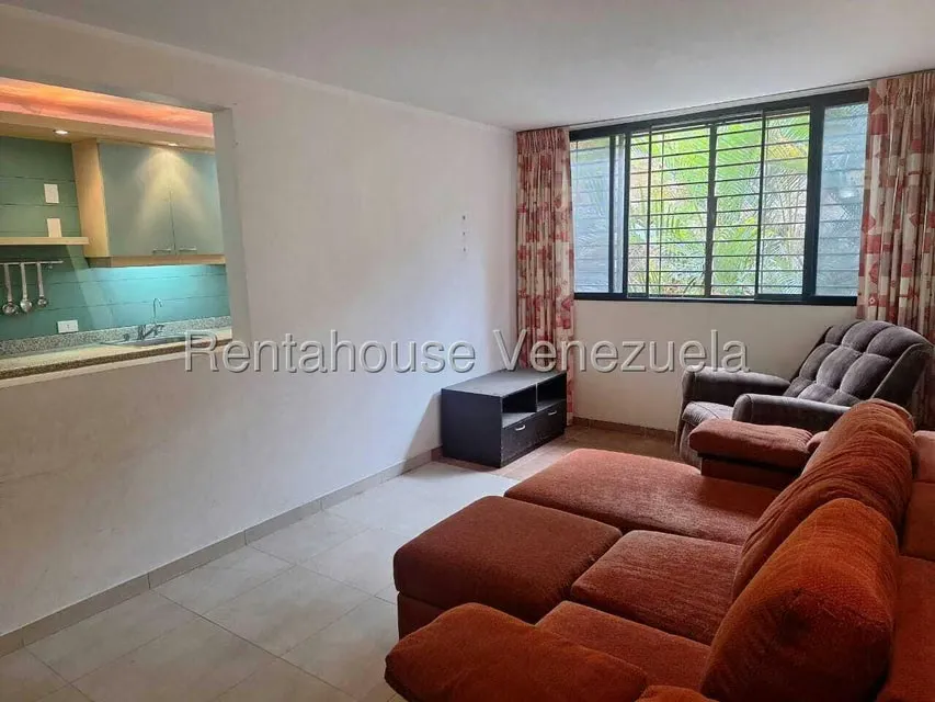 Apartamento (1 Nivel) en Venta en Parque Caiza, Distrito Metropolitano - 3