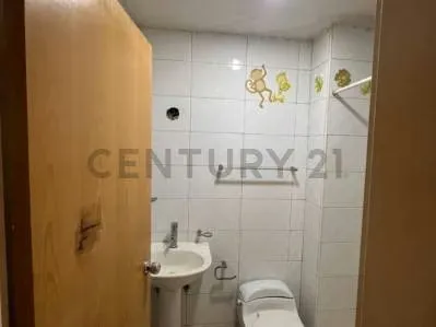 Apartamento En Venta Ubicado en Mañongo - 8