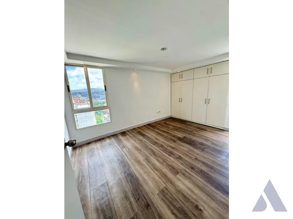 Alquilo apartamento remodelado 155m2 Altamira Sur 6818 - 3