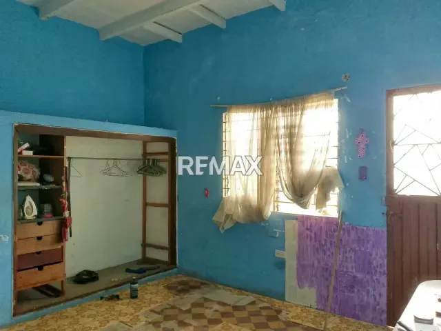 CASA PARA INVERSION ubicada en Barrio Obrero - 4