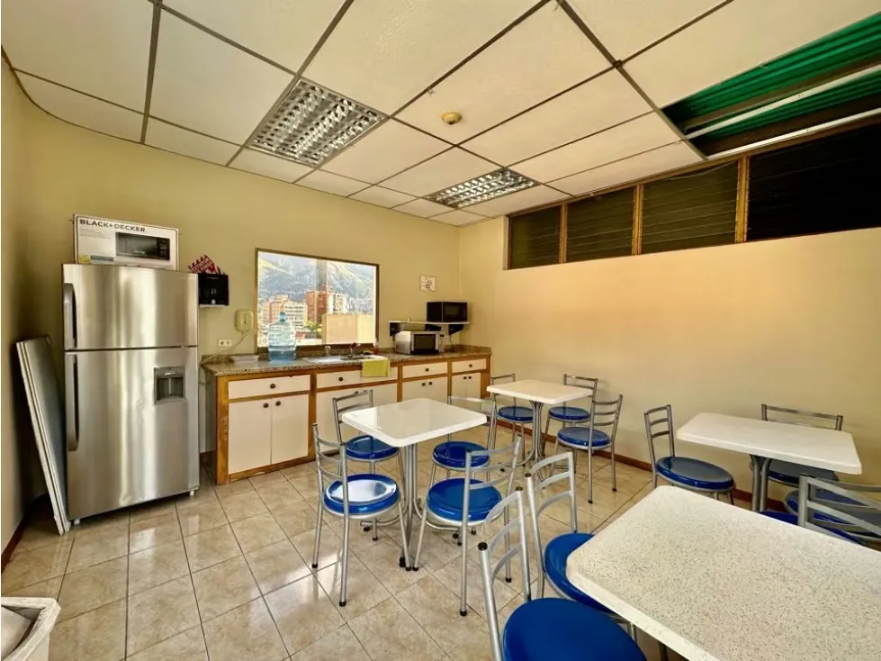 Se vende edificio industrial 788m2 La Urbina - 22
