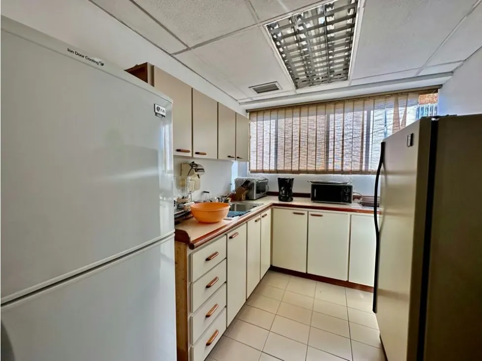 Se vende edificio industrial 788m2 La Urbina - 10