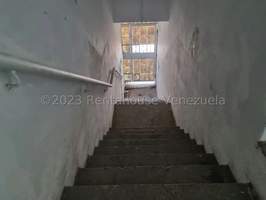 Local Comercial en Alquiler en Zona Este, Lara - 14