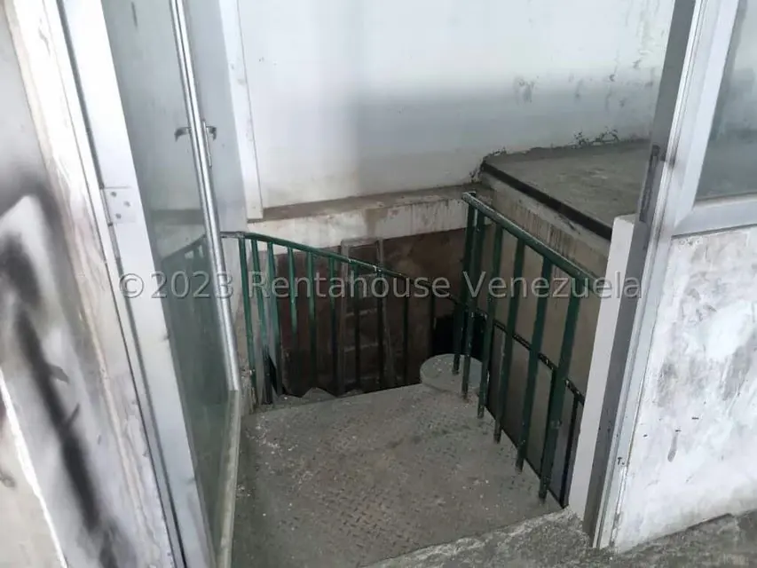 Local Comercial en Alquiler en Zona Este, Lara - 15