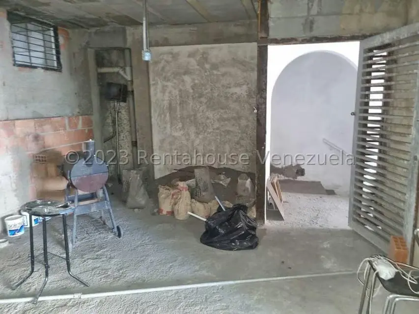 Local Comercial en Alquiler en Zona Este, Lara - 17