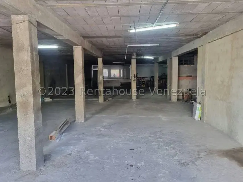 Local Comercial en Alquiler en Zona Este, Lara - 30