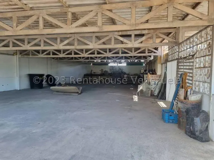 Local Comercial en Alquiler en Zona Este, Lara - 3
