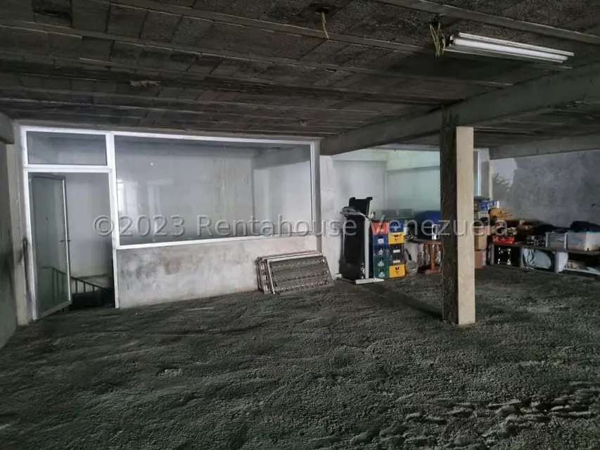 Local Comercial en Alquiler en Zona Este, Lara - 38