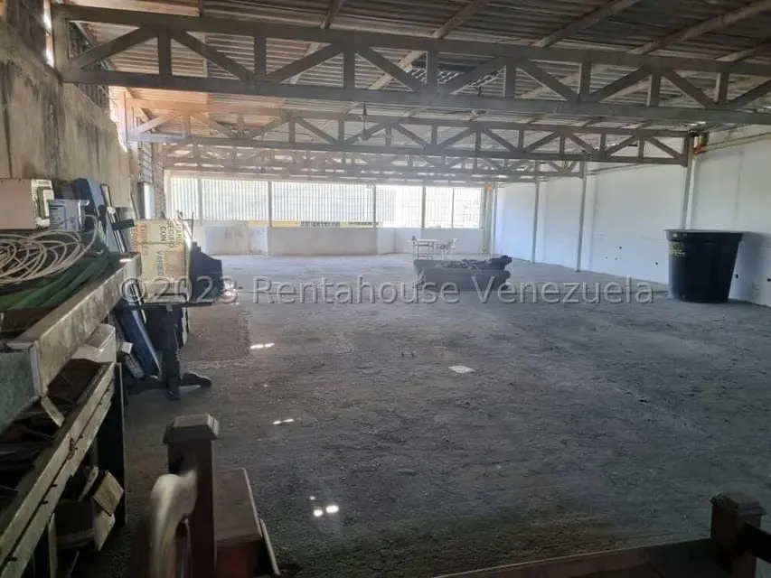 Local Comercial en Alquiler en Zona Este, Lara - 8
